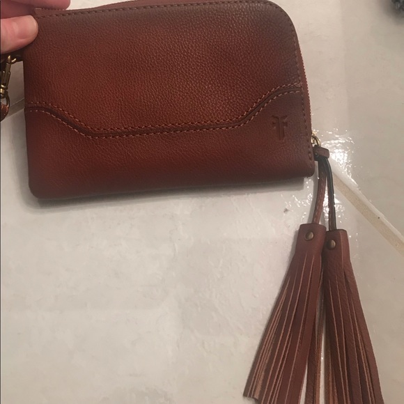 NWT Frye Paige Wristlet Cognac - Picture 6 of 6